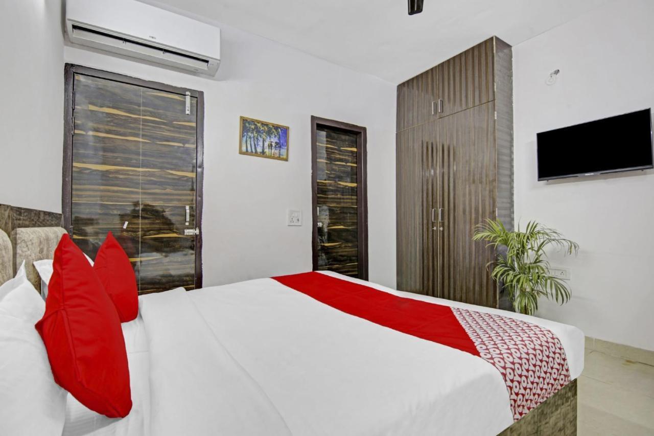 Hotel Green Olive New Delhi Exterior photo